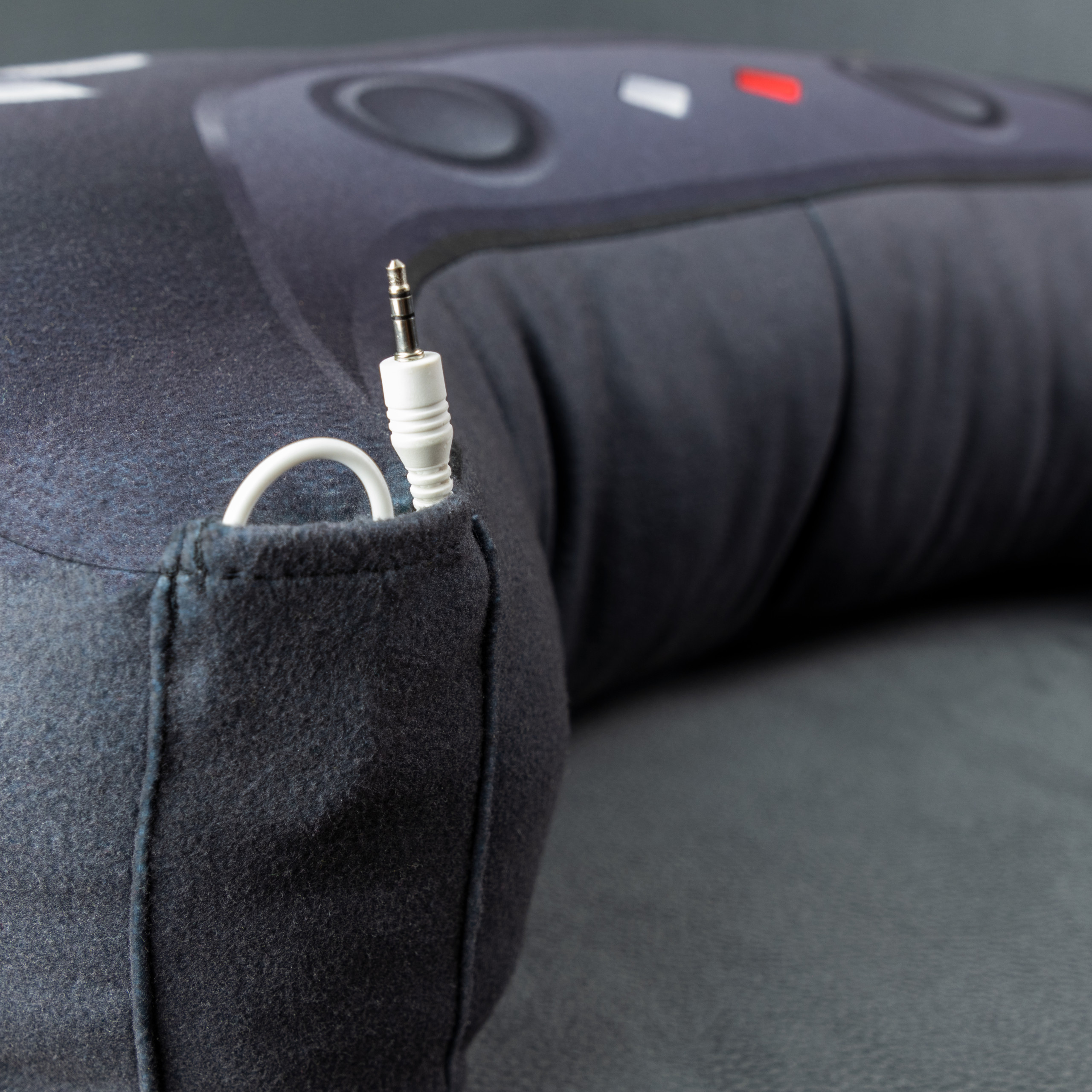 s5___music-pillow-giant-pad